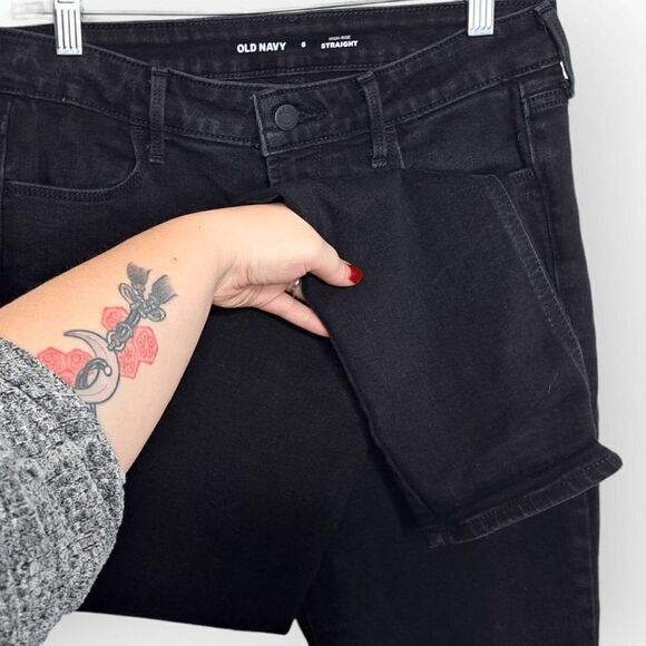 Old Navy High Rise Straight Jean in Black Jack size 6 - Picture 3 of 7
